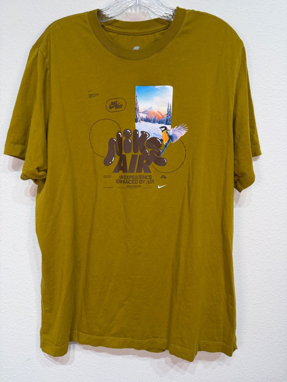 Nike Olive Green Short-Sleeve Graphic Tee size XL